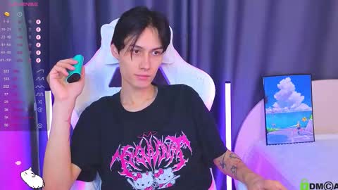 Mark online show from 11/27/25, 11:45