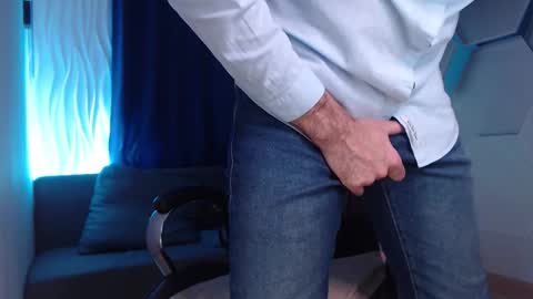 Steve online show from 10/27/25, 03:38