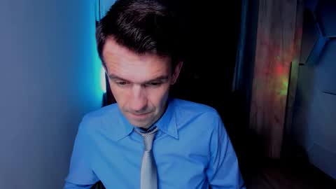 Steve online show from 10/28/25, 01:58