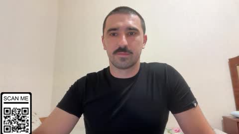 Snapshot of hard_to_obey chatting on 09/12/25, 07:36 Vadim online show from 09/12/25, 07:36