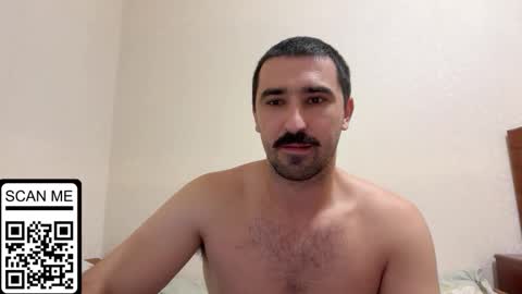 Snapshot of hard_to_obey chatting on 09/30/25, 06:24 Vadim online show from 09/30/25, 06:24