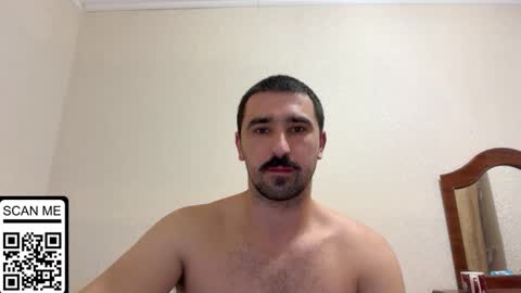 Snapshot of hard_to_obey chatting on 10/03/25, 07:00 Vadim online show from 10/03/25, 07:00