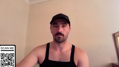 Snapshot of hard_to_obey chatting on 10/05/25, 10:46 Vadim online show from 10/05/25, 10:46