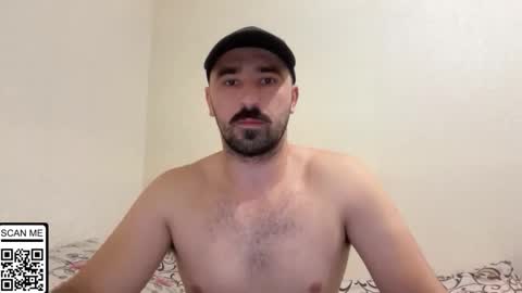 Snapshot of hard_to_obey chatting on 10/12/25, 05:56 Vadim online show from 10/12/25, 05:56