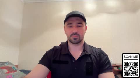 Snapshot of hard_to_obey chatting on 05/16/26, 12:26 Vadim online show from 05/16/26, 12:26