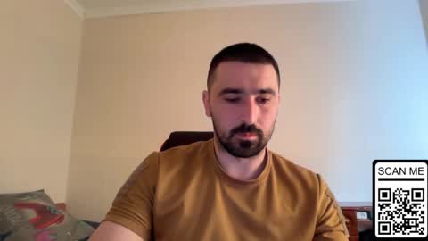 Snapshot of hard_to_obey chatting on 06/05/26, 09:04 Vadim online show from 06/05/26, 09:04