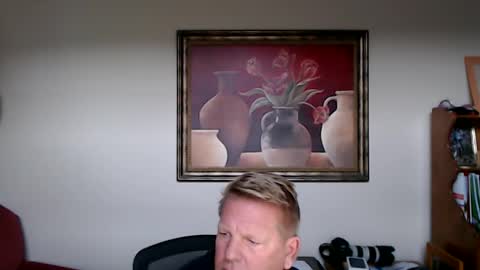 Steele and Cassie online show from 11/22/25, 12:42