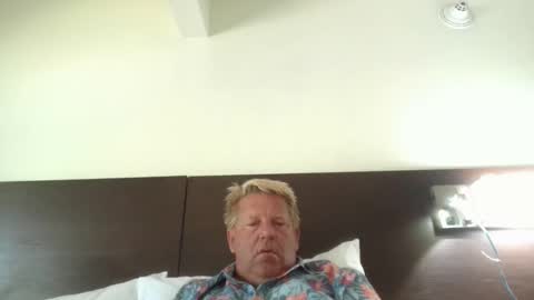 Snapshot of hardblondcouplehawaii chatting on 06/09/26, 05:02 Steele and Cassie online show from 06/09/26, 05:02