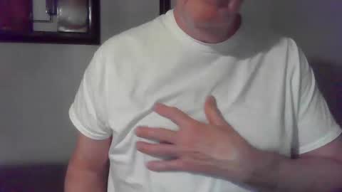 hardchicagoforzya online show from 11/17/25, 04:40