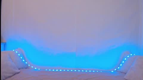 Emily online show from 09/11/25, 11:49