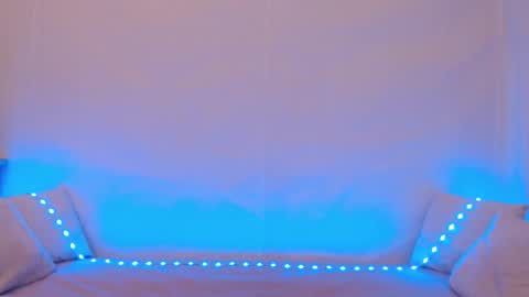 Emily online show from 09/19/25, 11:49