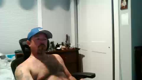 Snapshot of hardcoresinner chatting on 10/18/25, 01:19 Sinner online show from 10/18/25, 01:19