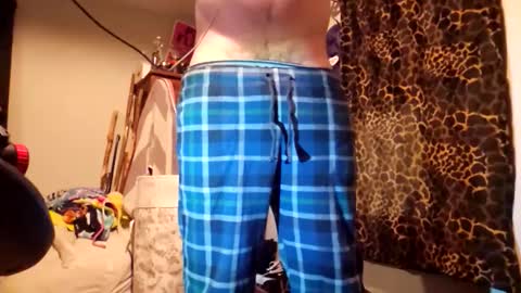 Snapshot of hardfastandrough chatting on 02/25/26, 04:44 Funsize online show from 02/25/26, 04:44