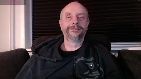 MrLazy online show from 02/22/25, 01:00