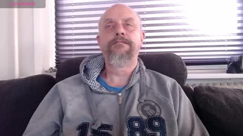 MrLazy online show from 09/21/25, 01:57