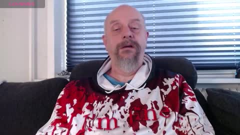 MrLazy online show from 11/23/25, 11:10