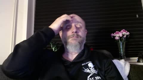 MrLazy online show from 02/02/26, 06:28