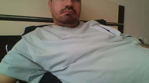 Snapshot of hardplay4114 chatting on 05/13/26, 01:52 SIR HARD online show from 05/13/26, 01:52