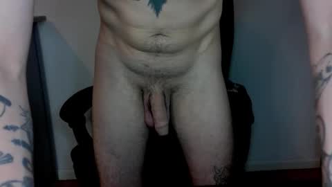 Snapshot of hardtohandle666 chatting on 09/12/25, 12:22 Liam online show from 09/12/25, 12:22