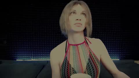 Miss Hardy online show from 01/18/26, 04:16