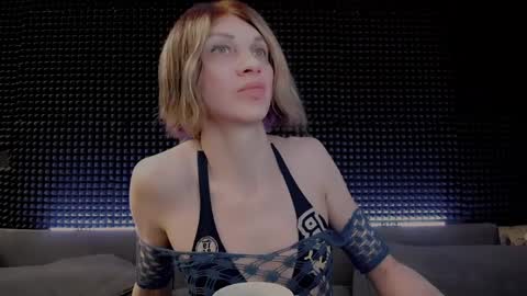 Miss Hardy online show from 03/20/26, 03:55