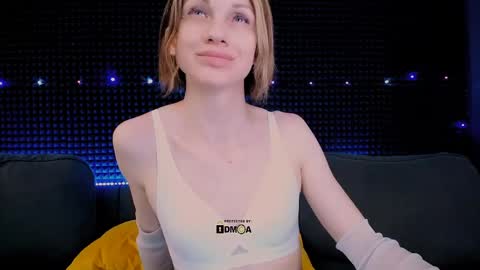 Miss Hardy online show from 06/05/26, 03:57