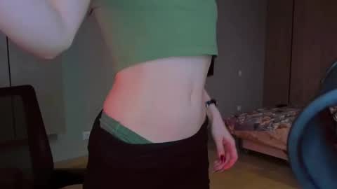 Snapshot of haribo_asmr chatting on 02/25/25, 12:03 Miss Hari online show from 02/25/25, 12:03