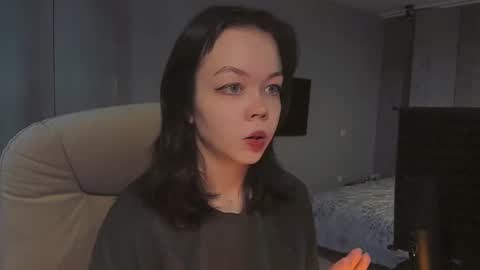 Snapshot of haribo_asmr chatting on 10/04/25, 10:24 Miss Hari online show from 10/04/25, 10:24