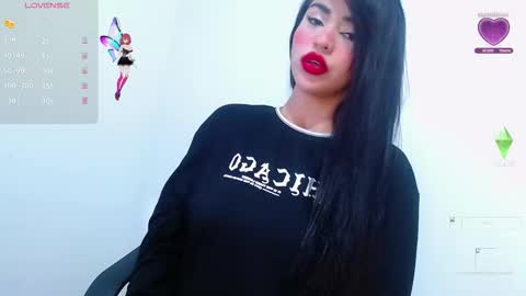 Snapshot of harleyqueen_robbie chatting on 10/31/25, 10:55 harleyqueen_robbie online show from 10/31/25, 10:55