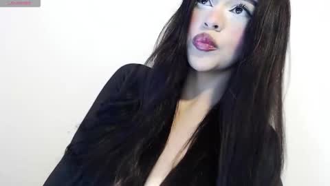 Snapshot of harleyqueen_robbie chatting on 11/19/25, 02:11 harleyqueen_robbie online show from 11/19/25, 02:11