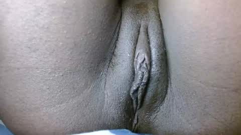 harleys_ebony online show from 12/21/24, 10:06