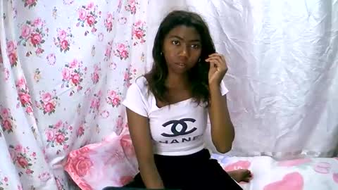 harliva online show from 04/18/26, 01:09