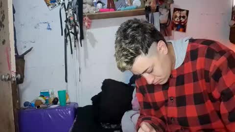    online show from 02/08/25, 03:00