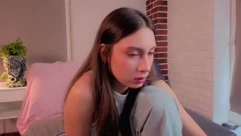Josie online show from 10/15/25, 07:41