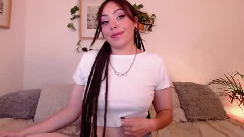 Harmony    Please help me to reach 100 thumbs up online show from 03/02/25, 04:17