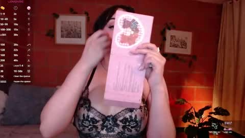 Snapshot of harmonyy01 chatting on 05/27/26, 03:03 Harmony Please help me to reach 100 thumbs up online show from 05/27/26, 03:03