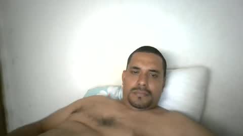 Snapshot of harpechediaz chatting on 06/30/26, 07:04 ricardo online show from 06/30/26, 07:04