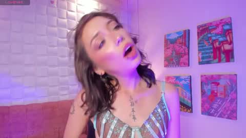 Snapshot of harperwest_ chatting on 07/17/26, 10:36 Harper online show from 07/17/26, 10:36
