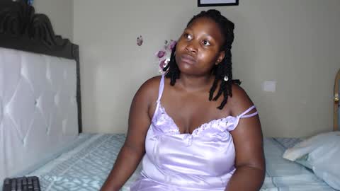 Snapshot of harriegrovin chatting on 10/19/25, 07:36 Grovin online show from 10/19/25, 07:36