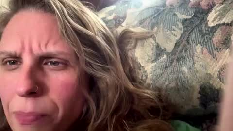 Innocent Temptations online show from 04/26/26, 07:33