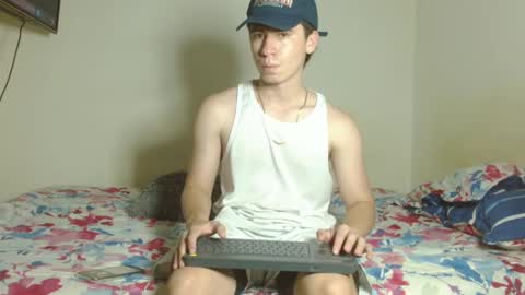 Snapshot of harry_brown2324 chatting on 02/03/25, 10:32 Sebastian online show from 02/03/25, 10:32