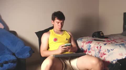 Snapshot of harry_brown2324 chatting on 10/22/25, 12:11 Sebastian online show from 10/22/25, 12:11