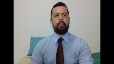 Snapshot of harry_goldenmillerx10fun chatting on 03/05/25, 08:42  Harry    online show from 03/05/25, 08:42