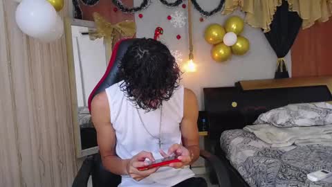 Harry online show from 11/12/25, 10:41