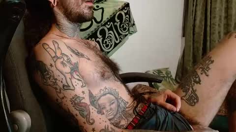 Snapshot of harry_reems_ chatting on 04/25/26, 08:17 OMAR online show from 04/25/26, 08:17
