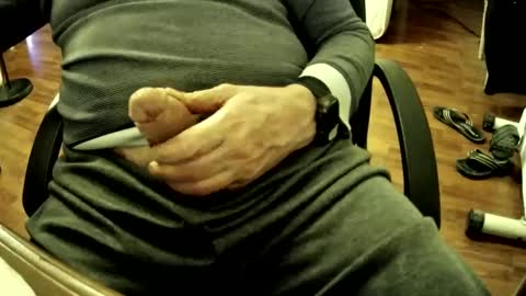 Snapshot of harryallnightes chatting on 02/28/25, 12:32 harryallnightes online show from 02/28/25, 12:32