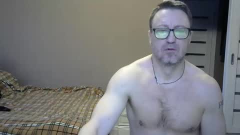 Snapshot of harrysnake chatting on 12/16/24, 06:43 HarrySnake online show from 12/16/24, 06:43