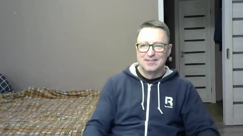 Snapshot of harrysnake chatting on 02/06/25, 06:40 HarrySnake online show from 02/06/25, 06:40