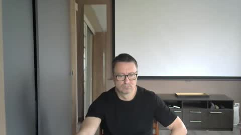 Snapshot of harrysnake chatting on 10/09/25, 06:44 HarrySnake online show from 10/09/25, 06:44