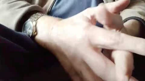 hartl1112 online show from 10/15/25, 10:26